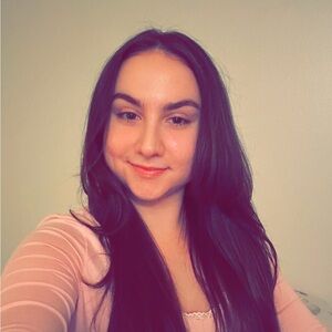 Meet your Posher, Breanna